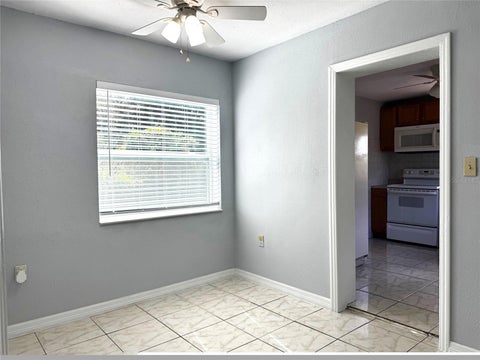 Tiny photo for 809 Oak Drive, Leesburg, FL 34748 (MLS # O6453005)