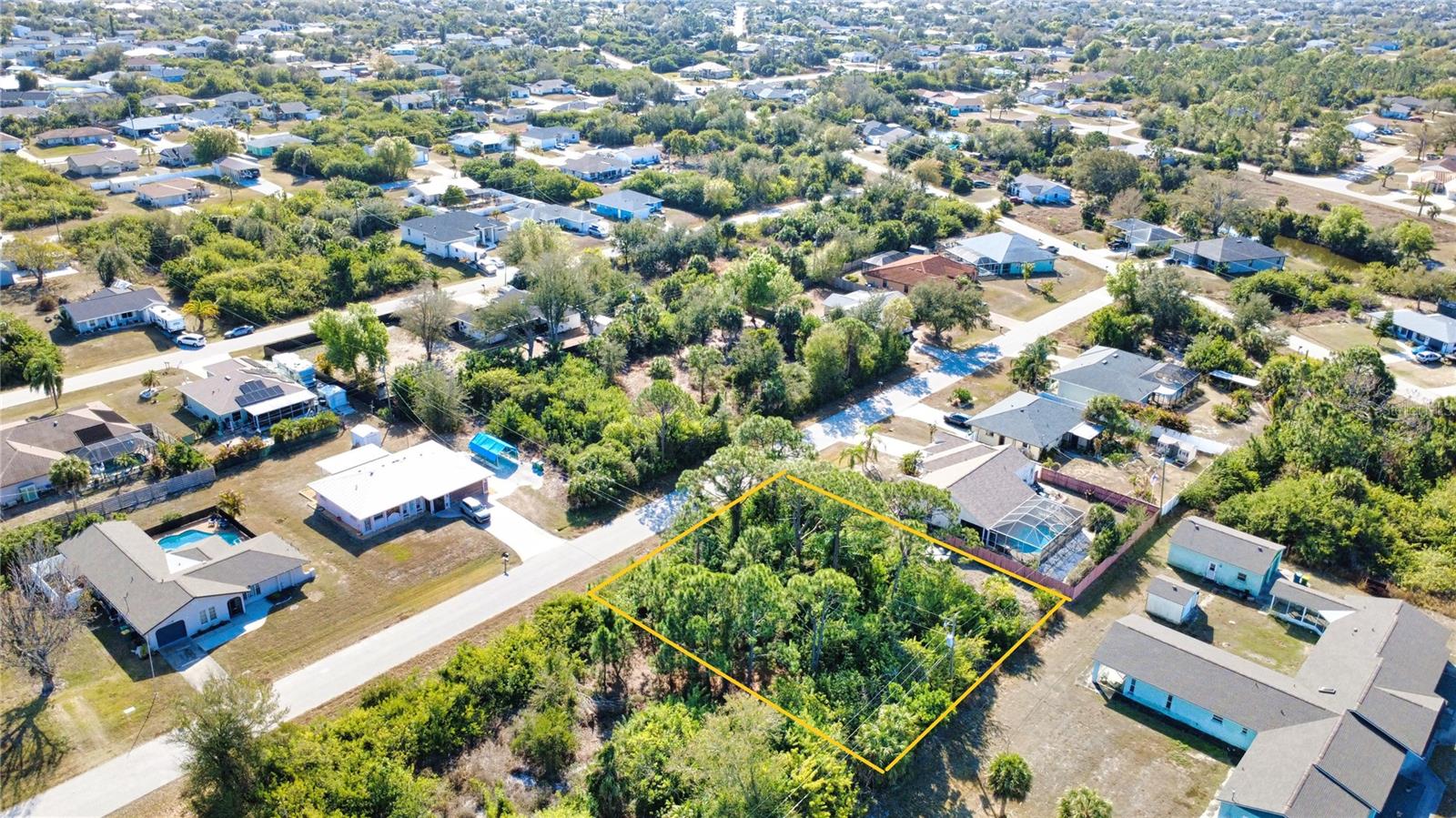 PORT CHARLOTTE SEC 064 - Land