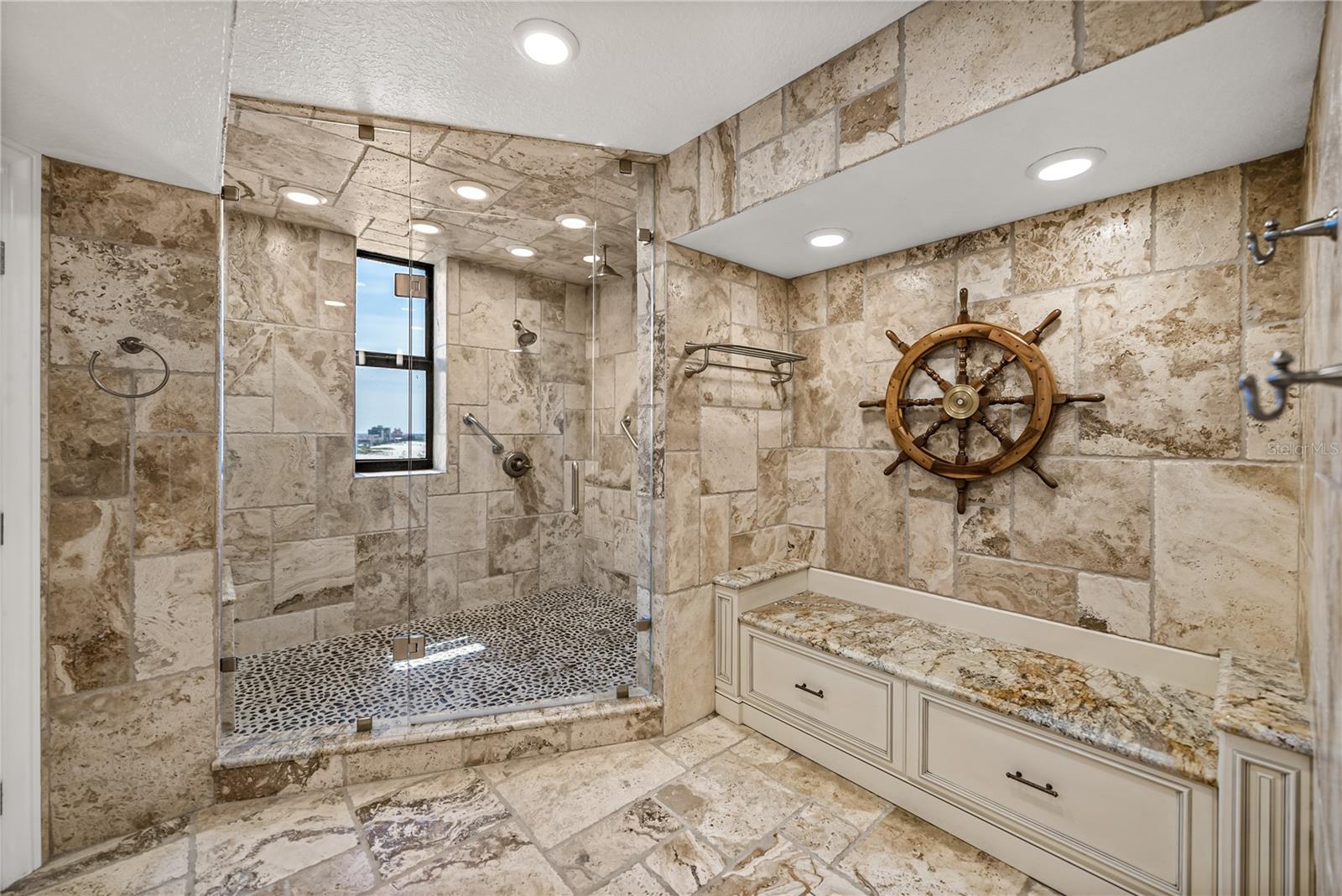 SEAMARK CONDO - Residential