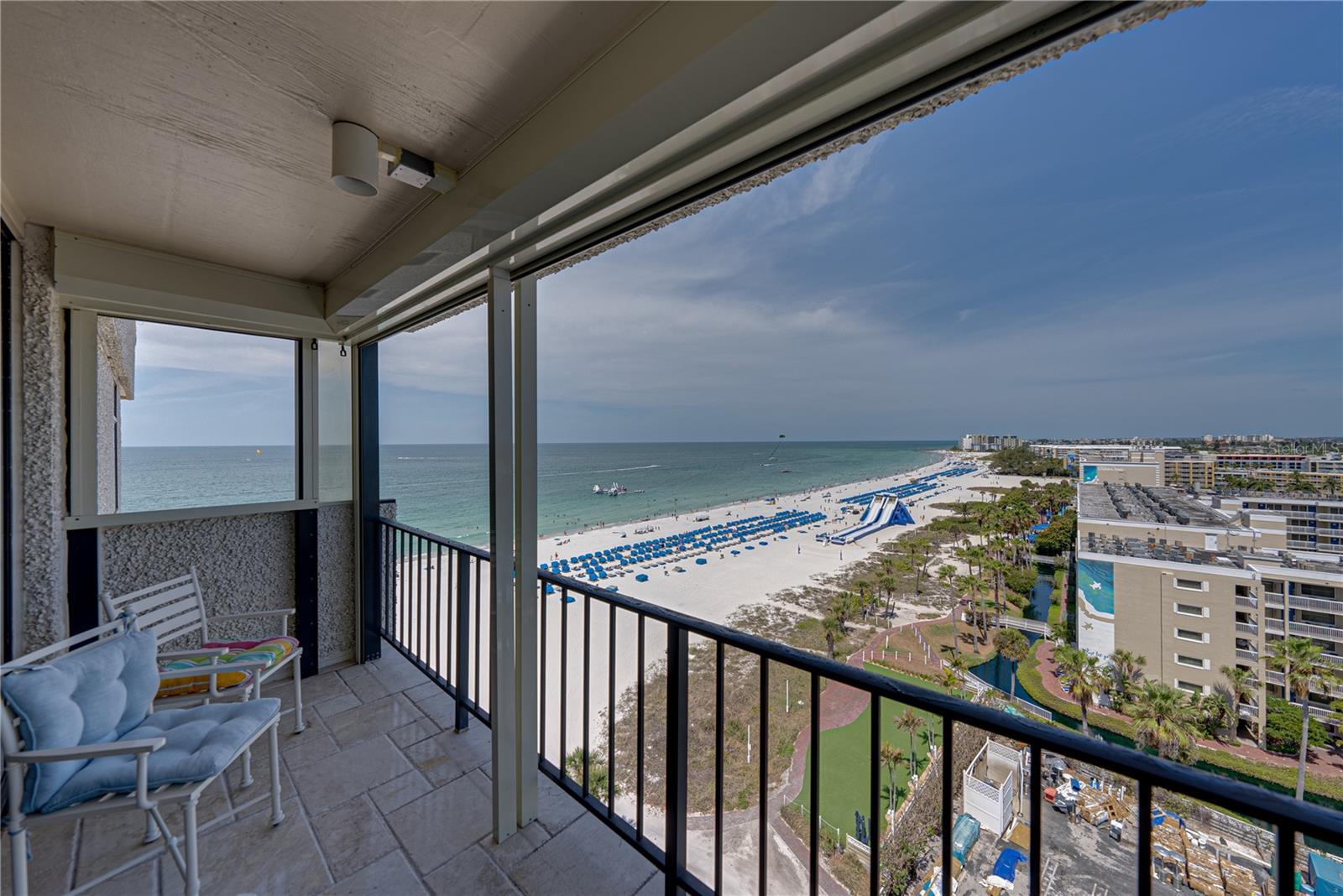 SEAMARK CONDO - Residential