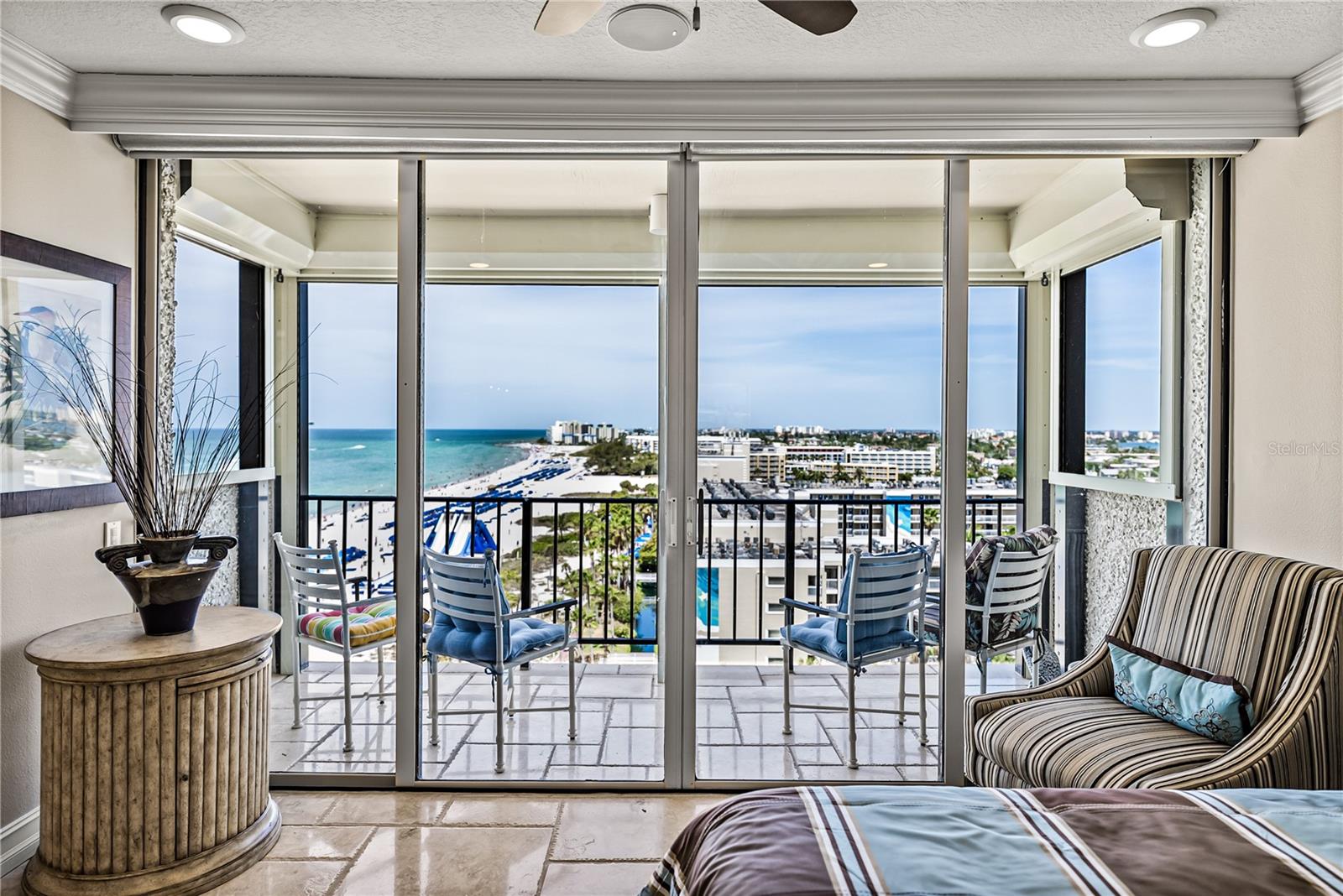 SEAMARK CONDO - Residential