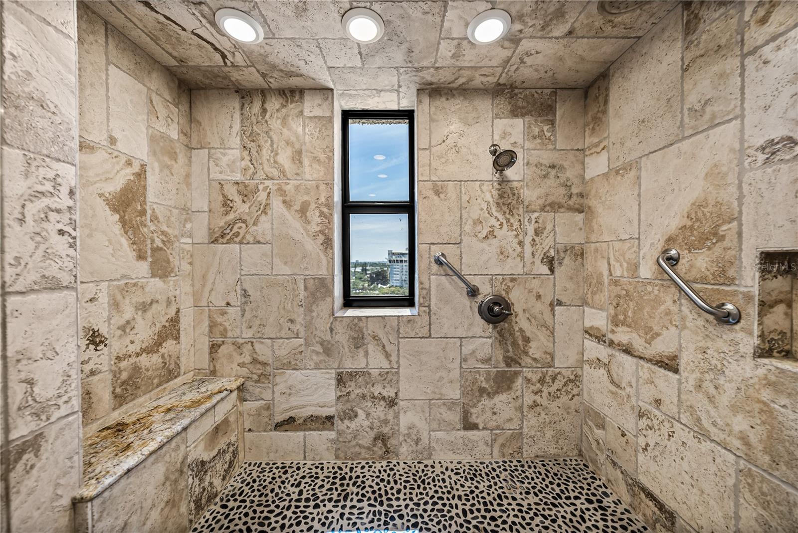 SEAMARK CONDO - Residential