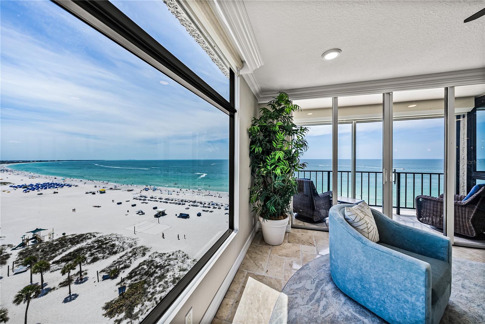 SEAMARK CONDO - Residential