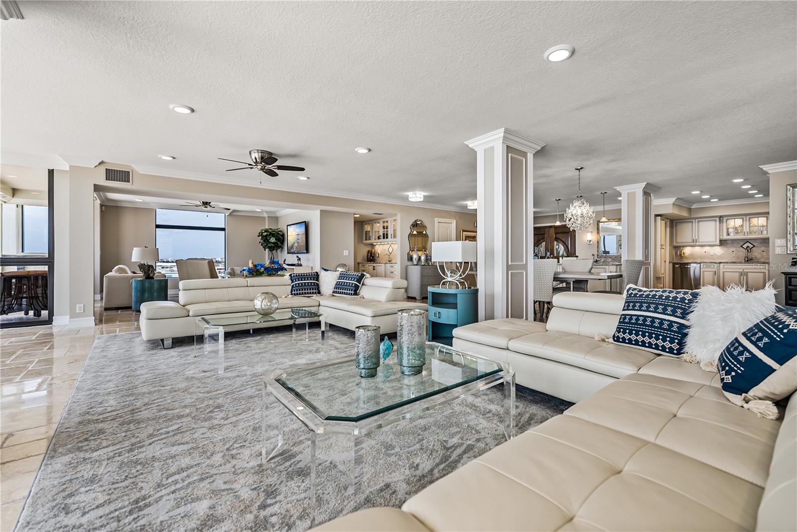 SEAMARK CONDO - Residential