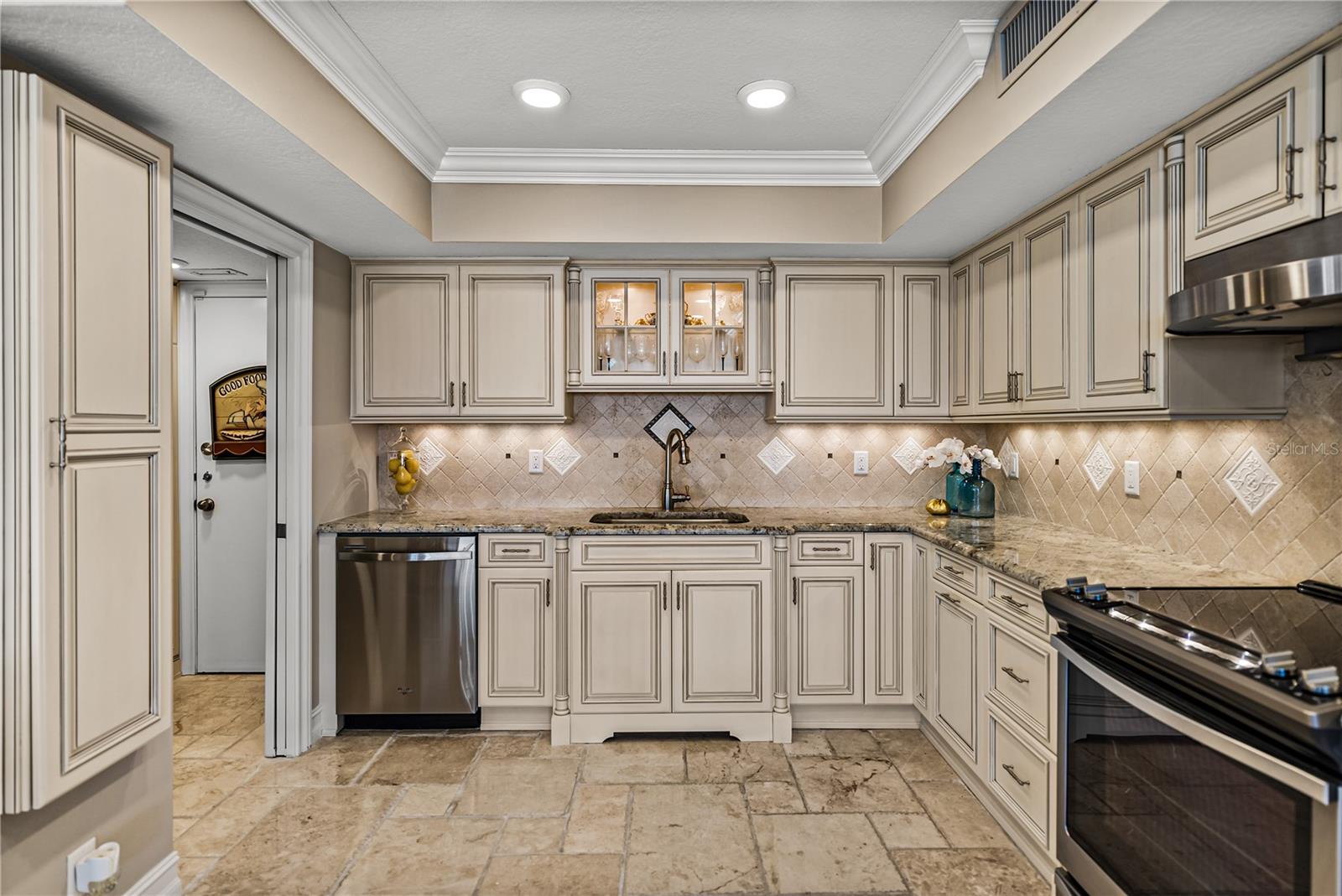 SEAMARK CONDO - Residential