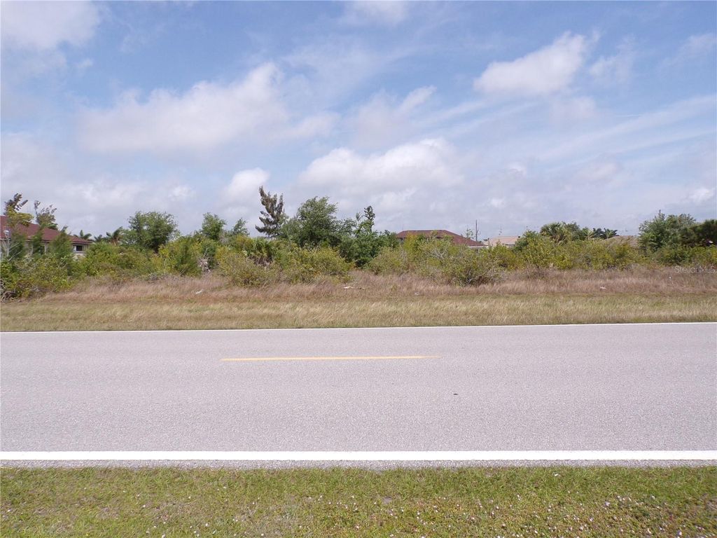 Photo of 15108 Ingraham Boulevard, Port Charlotte, FL 33981 (MLS # C7490731)