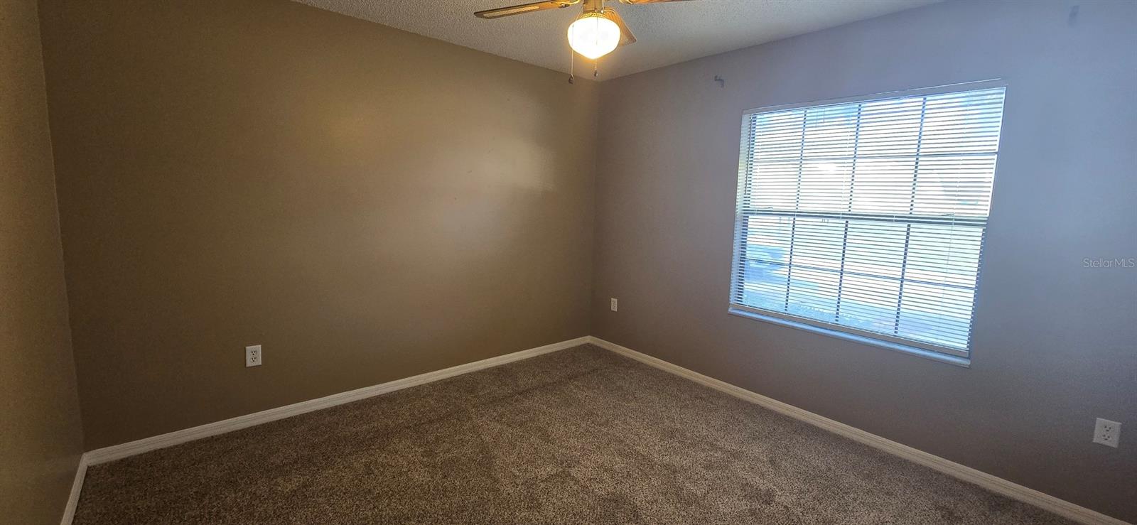 PADDOCK VILLAS - Residential Lease