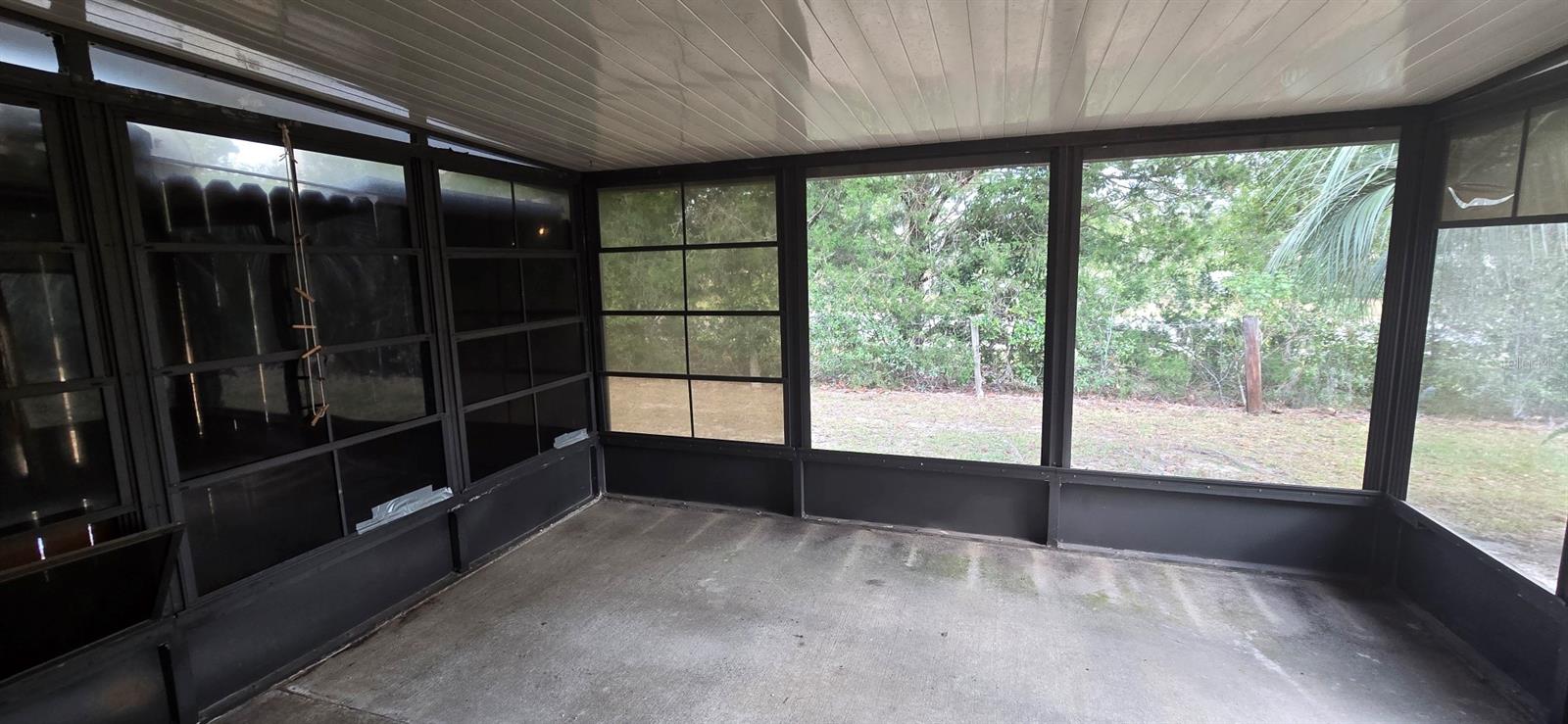 PADDOCK VILLAS - Residential Lease