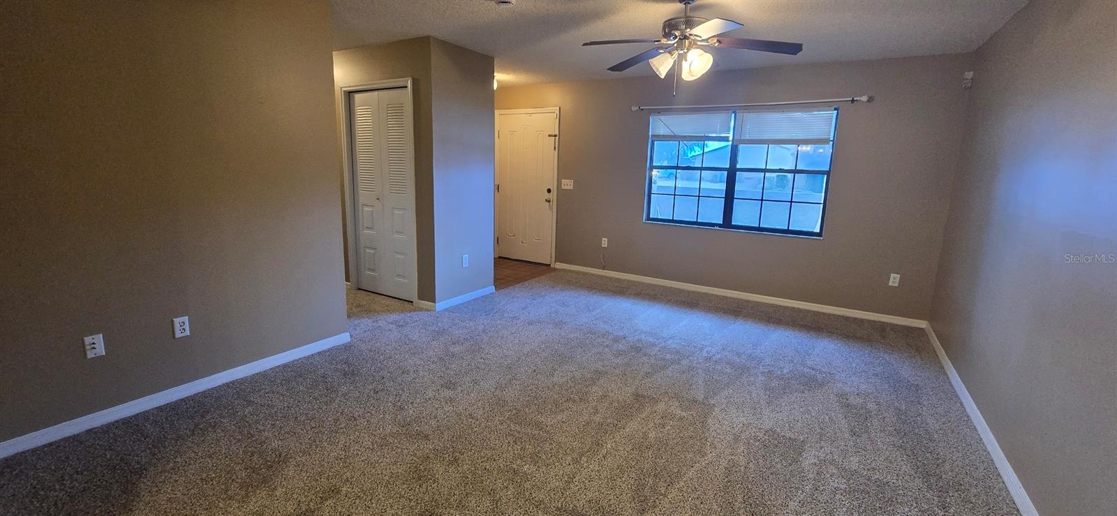 PADDOCK VILLAS - Residential Lease