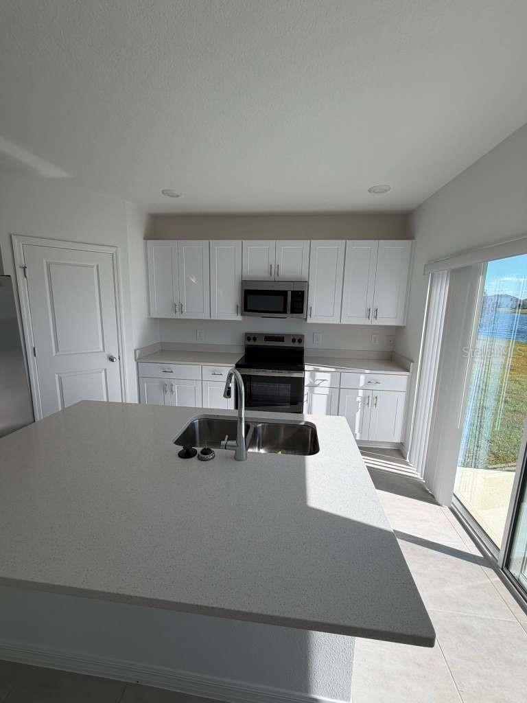 WESTVIEW POD B NEIGHBORHOOD 2A & 2B PH 1 - Residential Lease