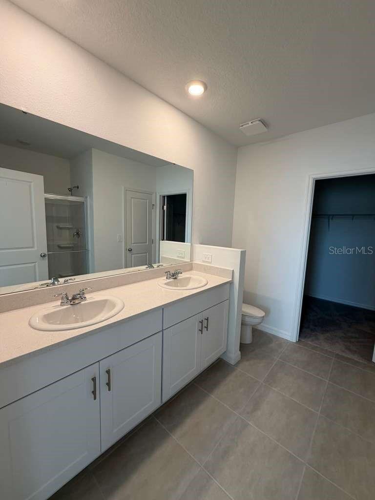 WESTVIEW POD B NEIGHBORHOOD 2A & 2B PH 1 - Residential Lease