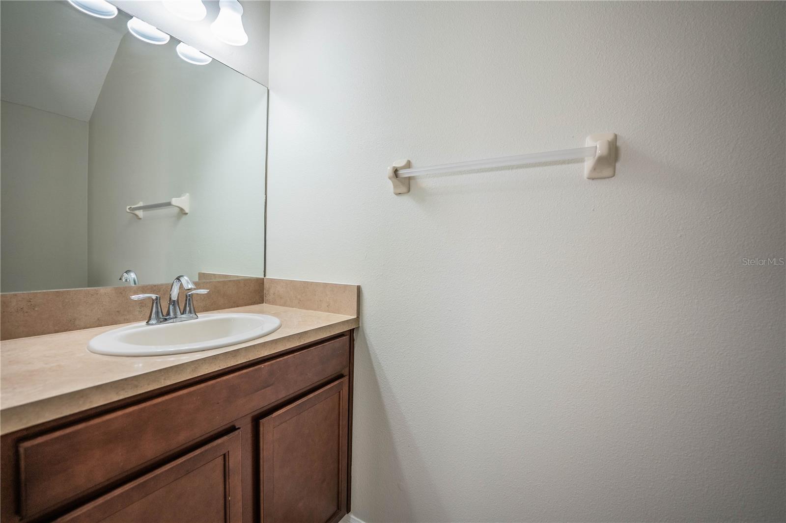 CHELSEA OAKS PH 2-A - Residential Lease