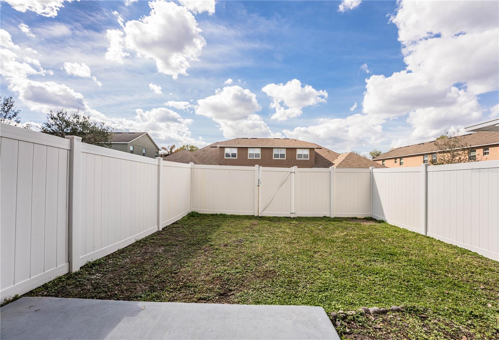 CHELSEA OAKS PH 2-A - Residential Lease