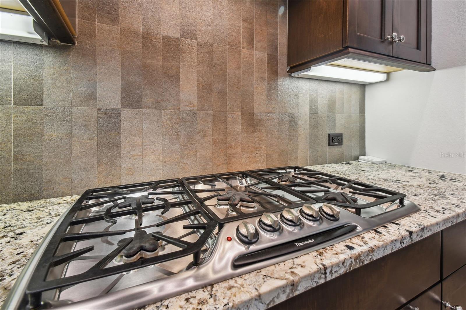 GREY OAKS PH 2 - Residential