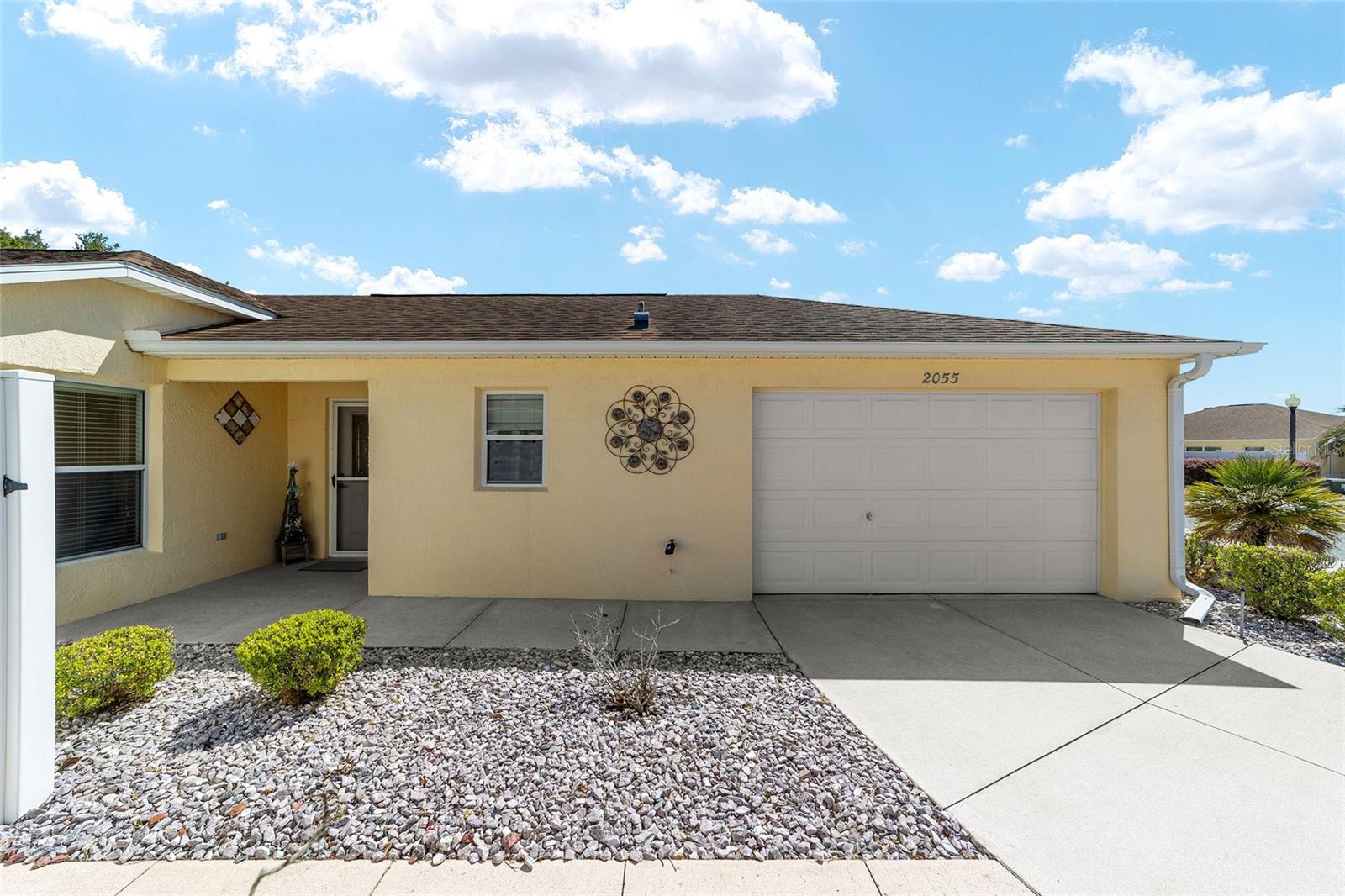 2055 HYDRANGEA AVENUE