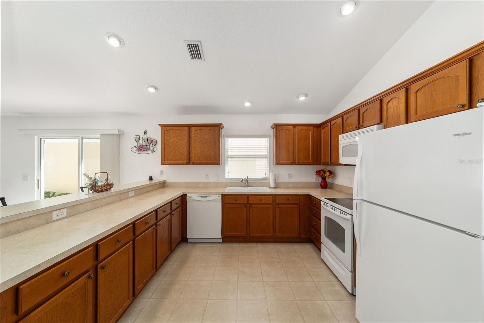 VILLAGES OF SUMTER HYDRANGEA VILLAS - Residential