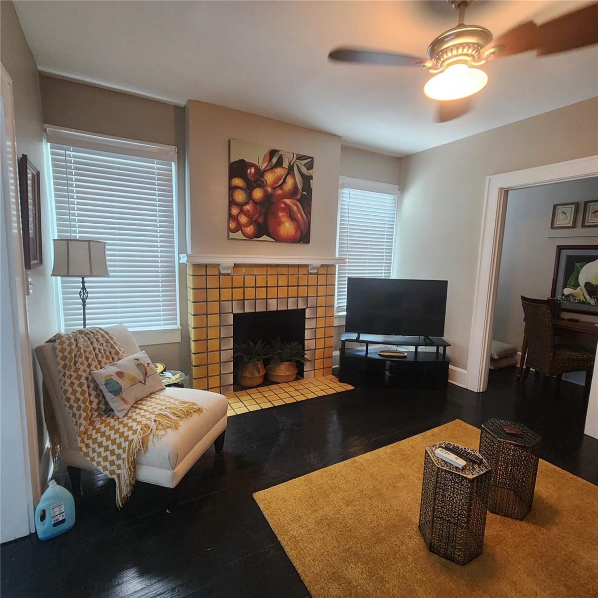2014 JACKSON STREET N 5