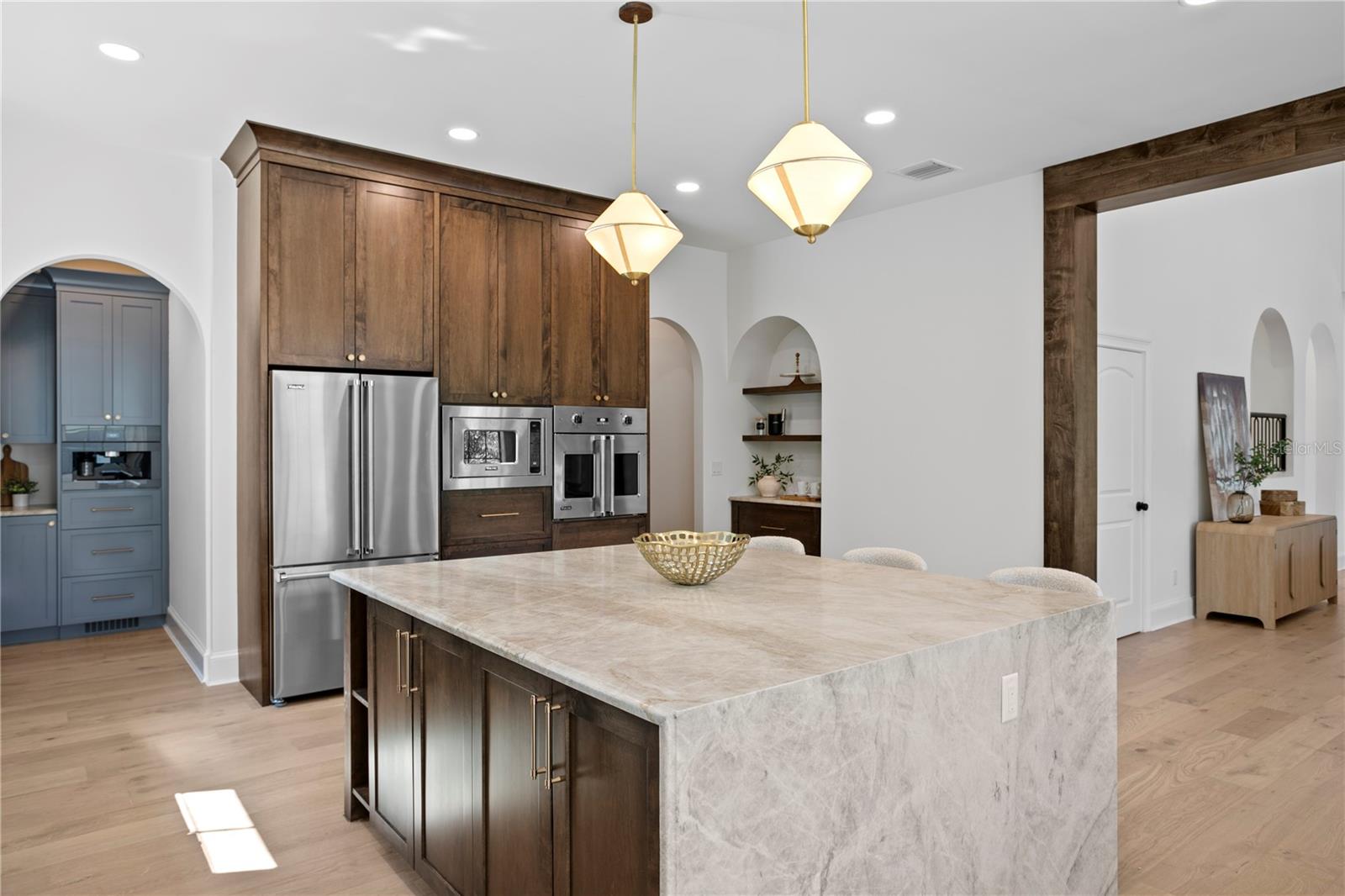 SUNSET PARK - Residential