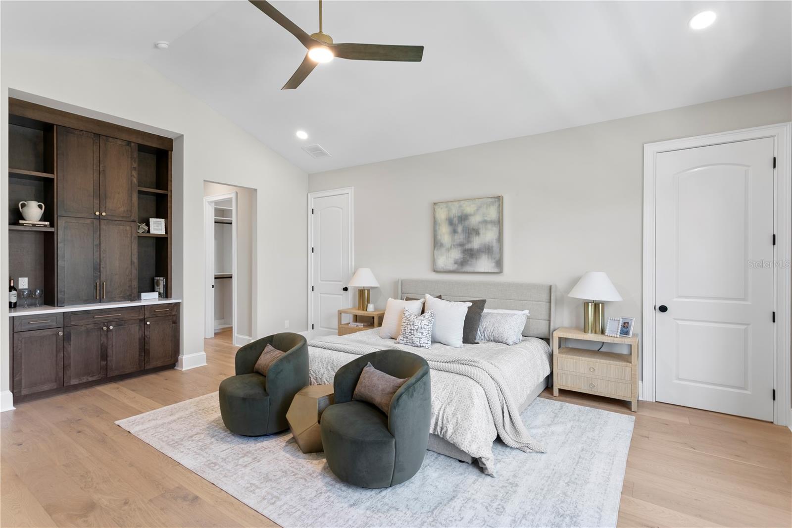 SUNSET PARK - Residential