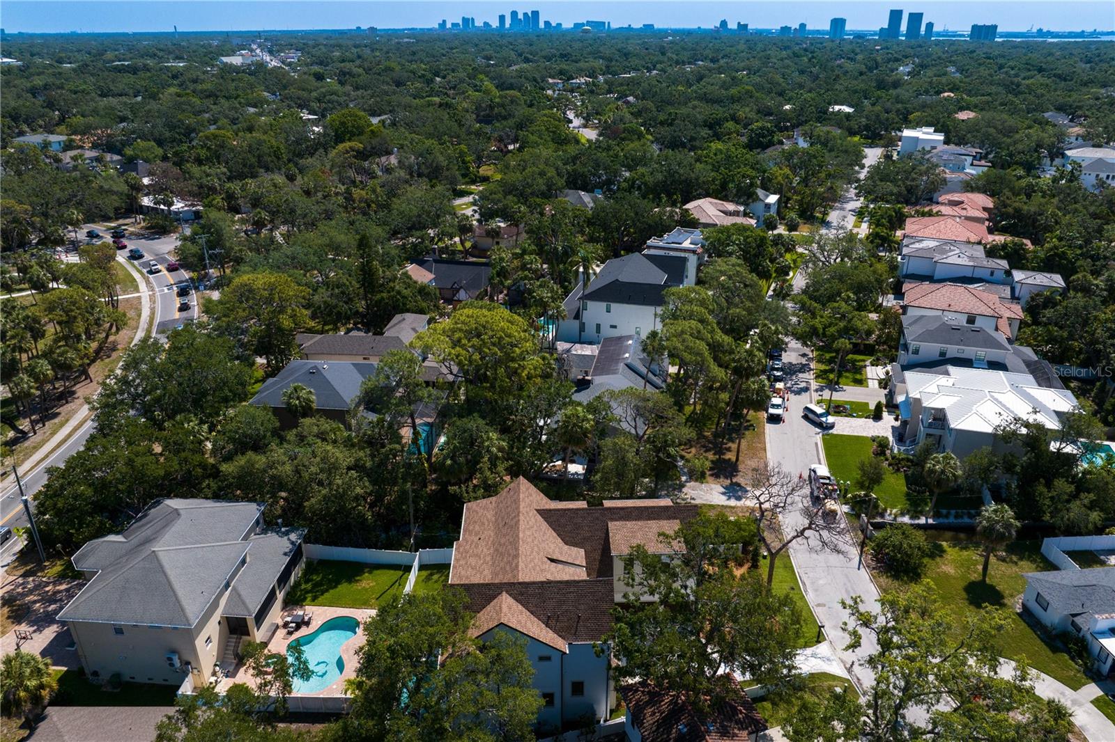 SUNSET PARK - Residential