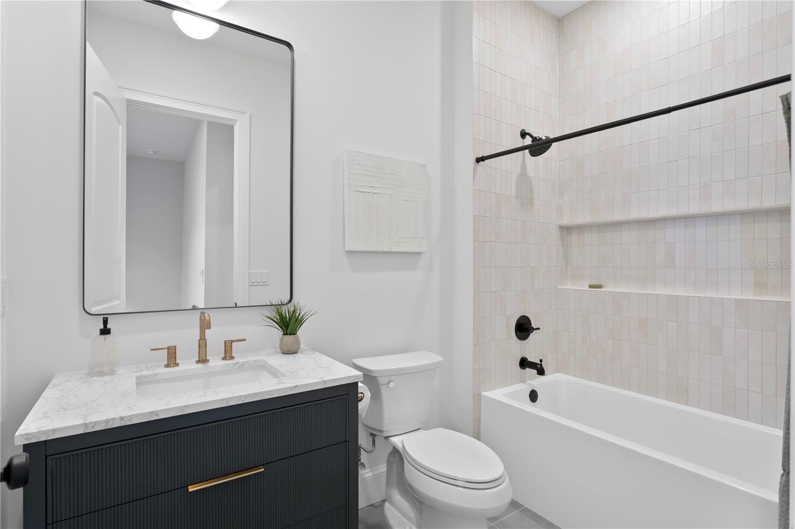 SUNSET PARK - Residential