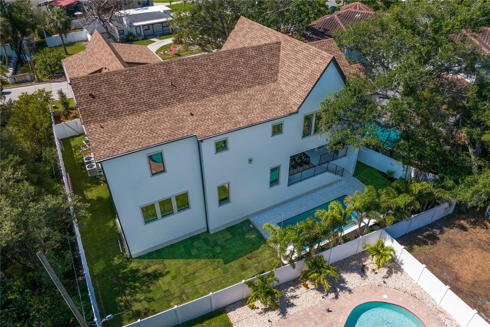 SUNSET PARK - Residential