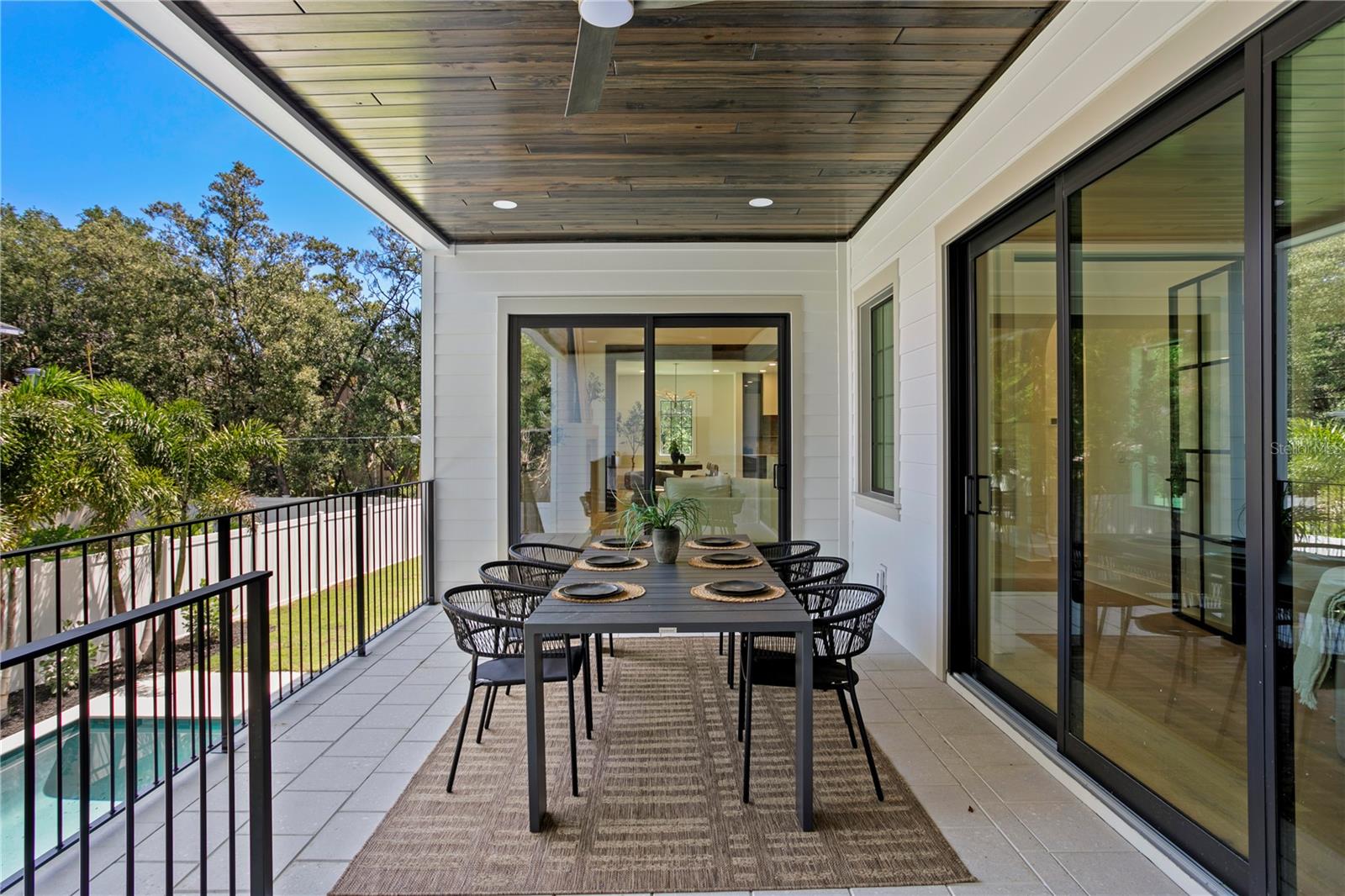 SUNSET PARK - Residential