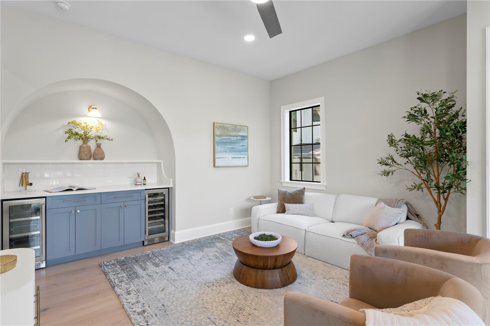 SUNSET PARK - Residential