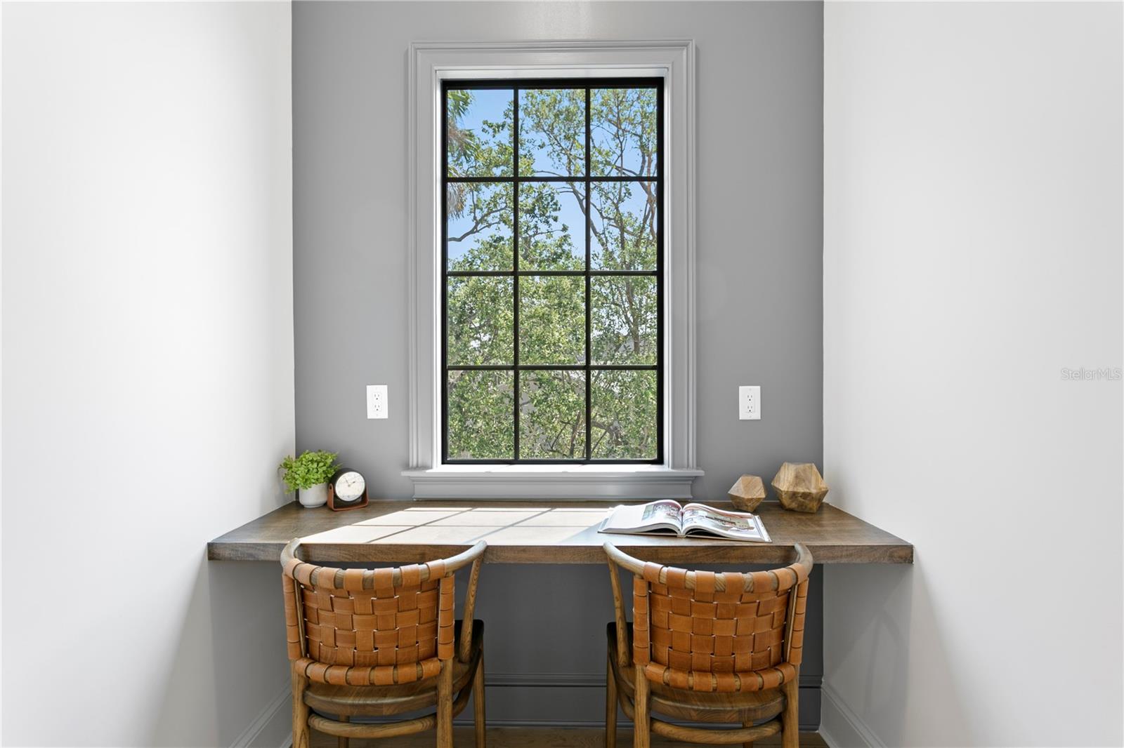 SUNSET PARK - Residential