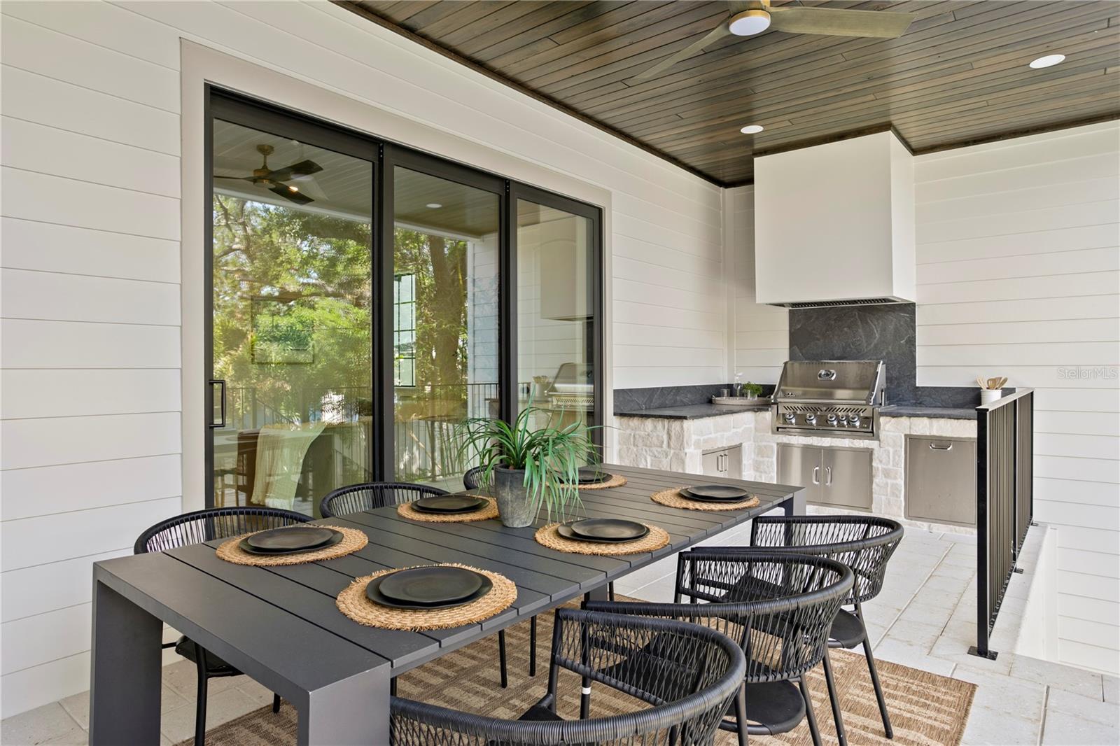 SUNSET PARK - Residential