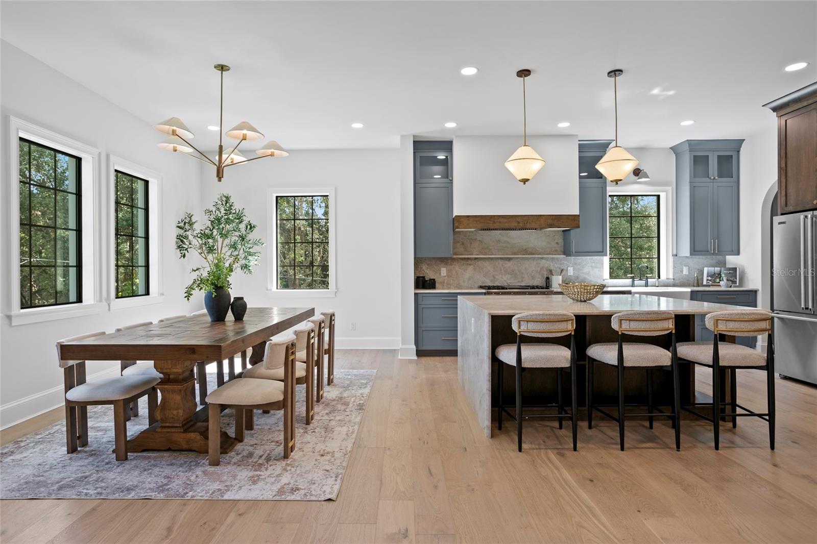 SUNSET PARK - Residential