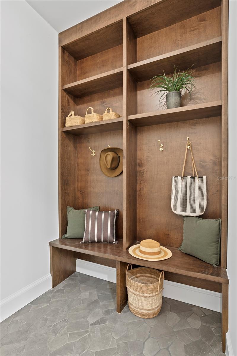 SUNSET PARK - Residential