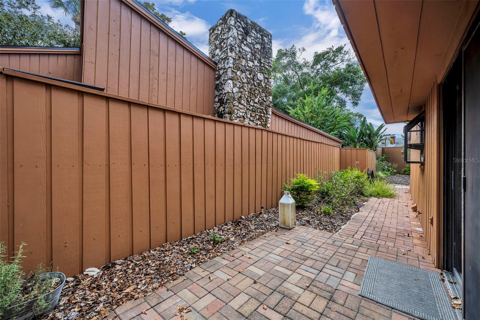 OAKS OF SANFORD - Residential
