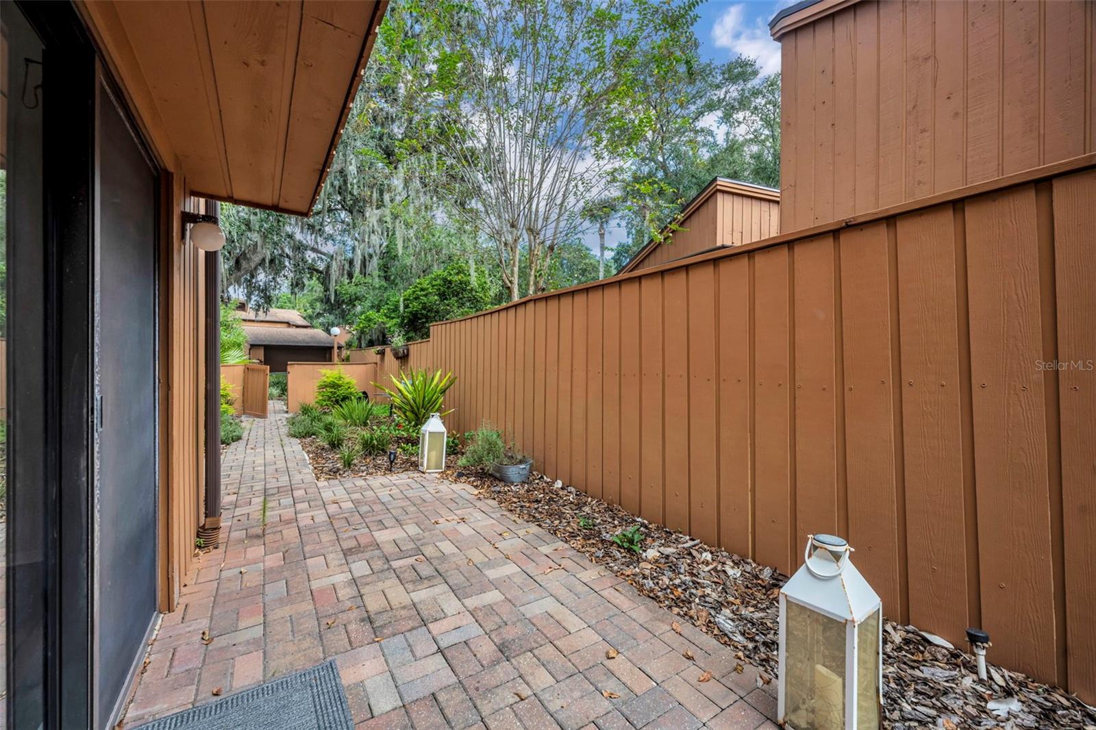 OAKS OF SANFORD - Residential