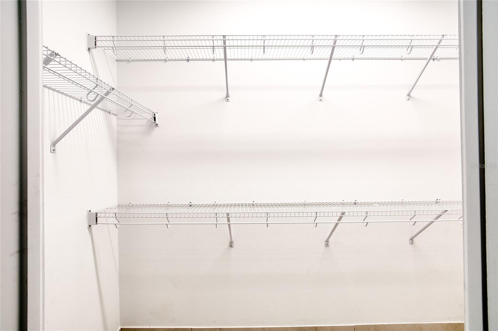 LATITUDE/DAYTONA BEACH CLOAR - Residential