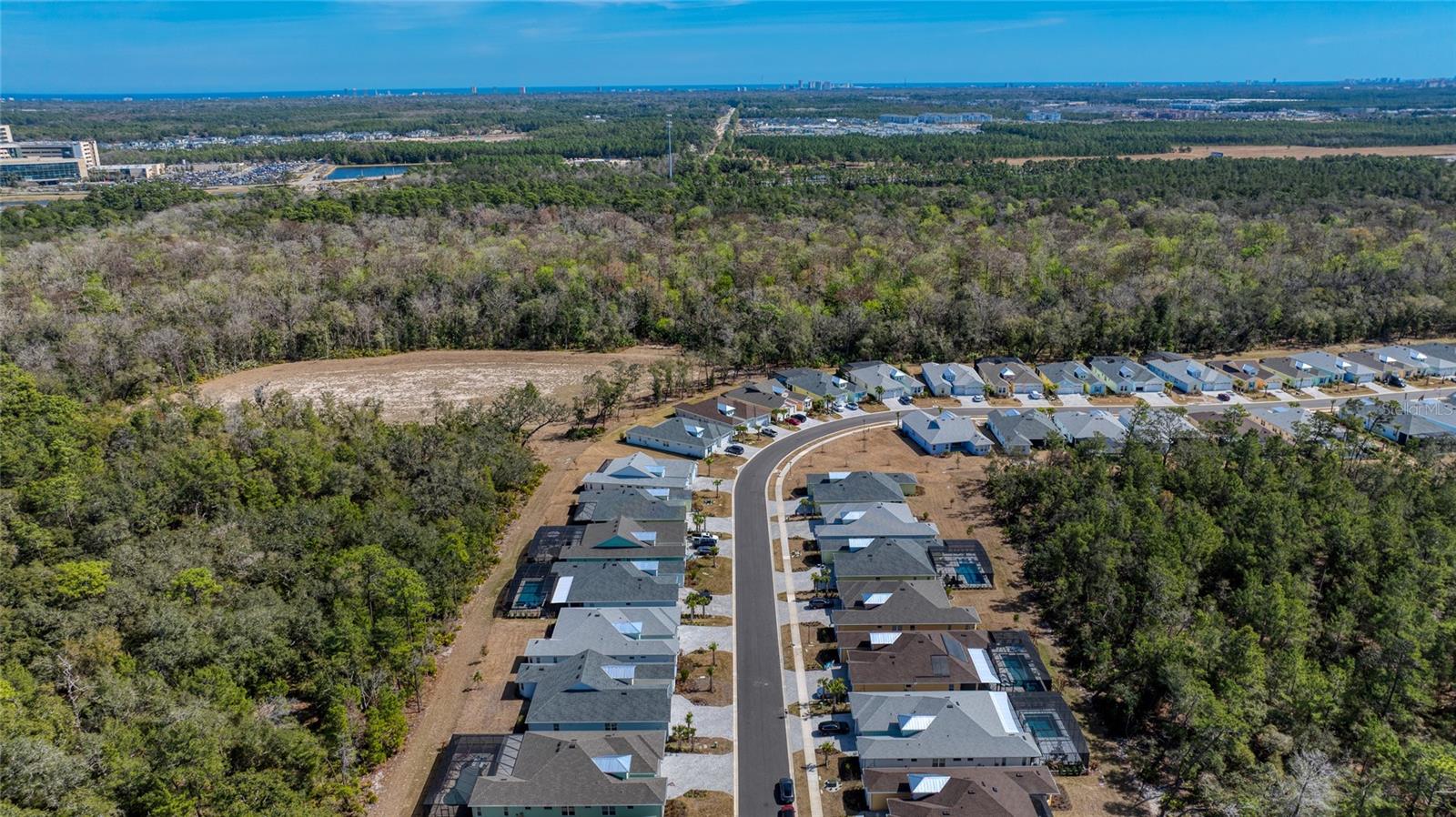 LATITUDE/DAYTONA BEACH CLOAR - Residential