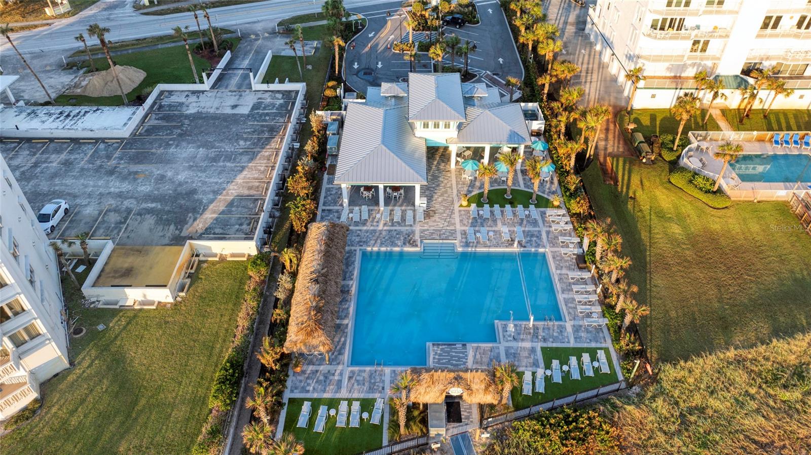 LATITUDE/DAYTONA BEACH CLOAR - Residential