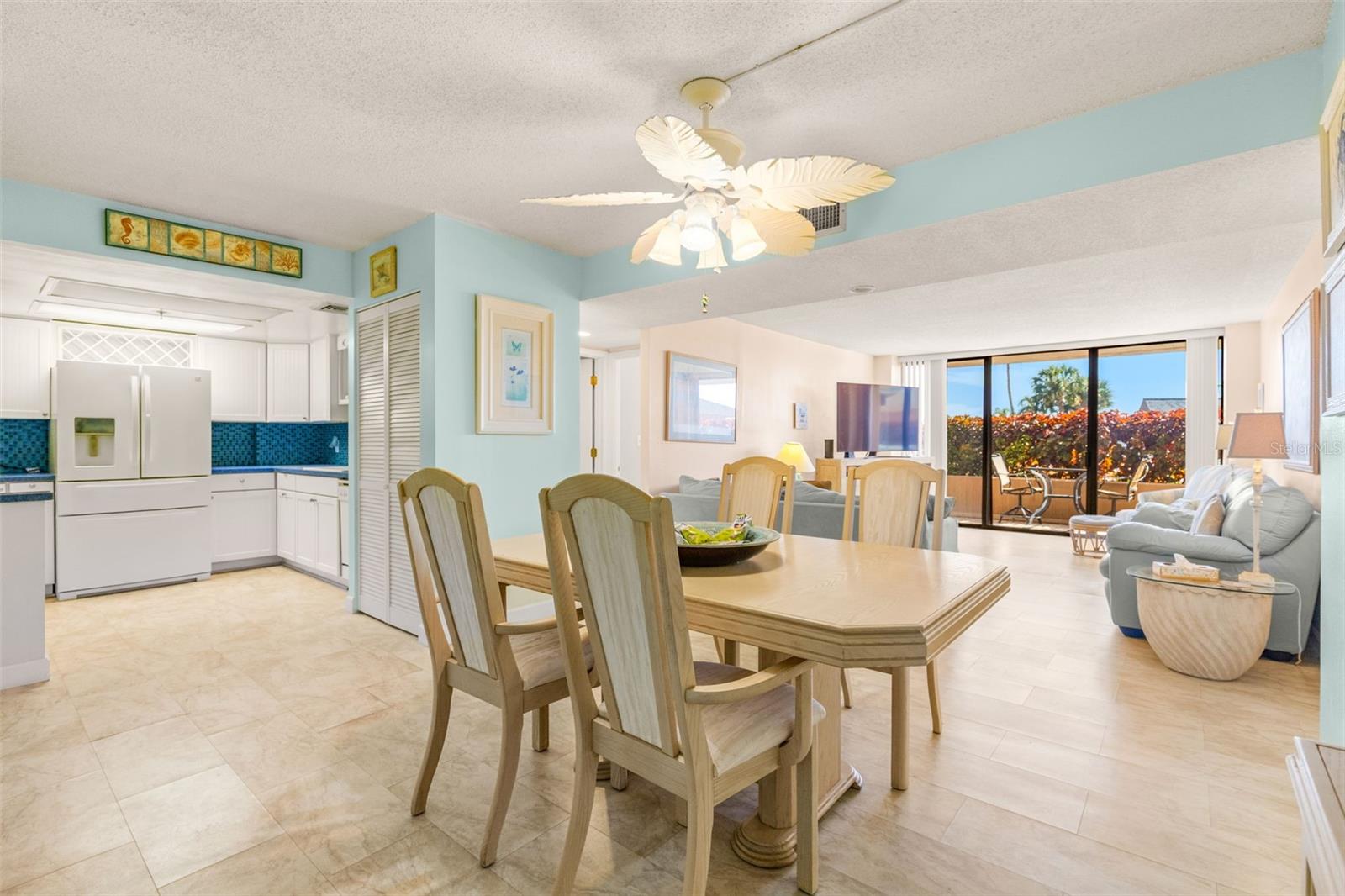 KEY CAPRI CONDO - Residential