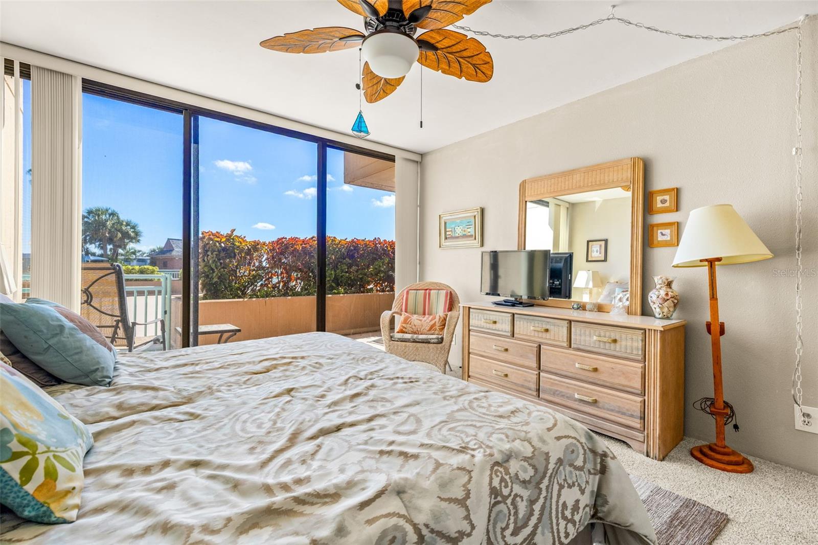 KEY CAPRI CONDO - Residential