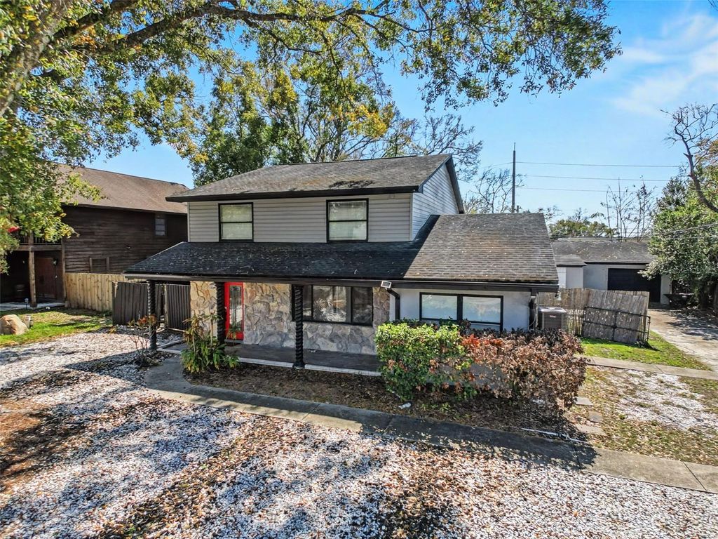 Photo of 2206 Howard Lane, Tampa, FL 33612 (MLS # TB8480400)