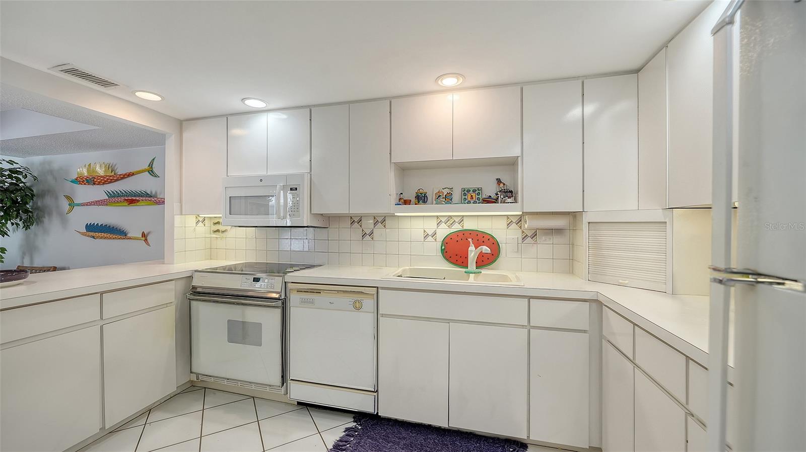 CLUB LONGBOAT BEACH & TENNIS - Residential