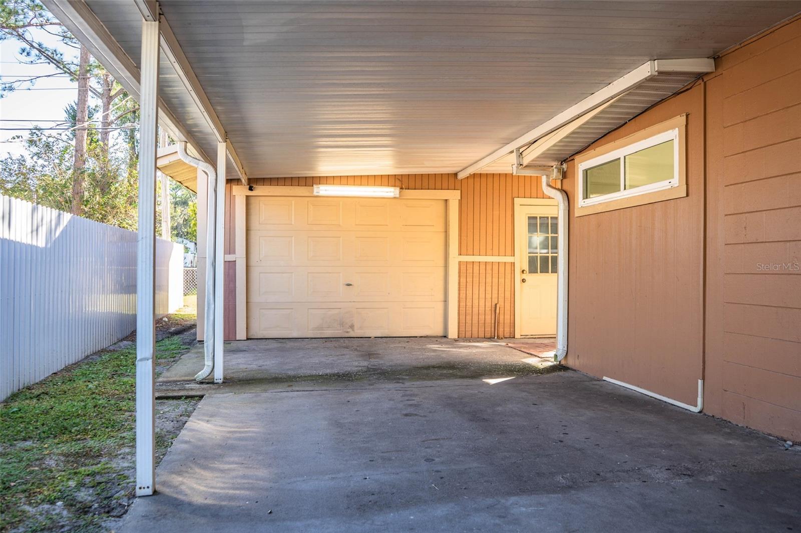 LAKE GIBSON POULTRY FARMS INC - Residential