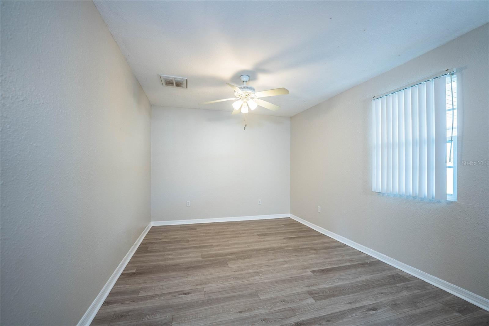 LAKE GIBSON POULTRY FARMS INC - Residential