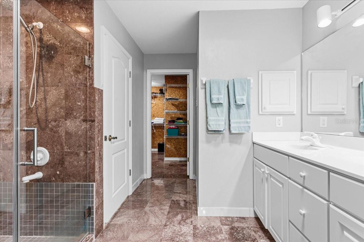 FAIRWAY VIEW SUB - Residential