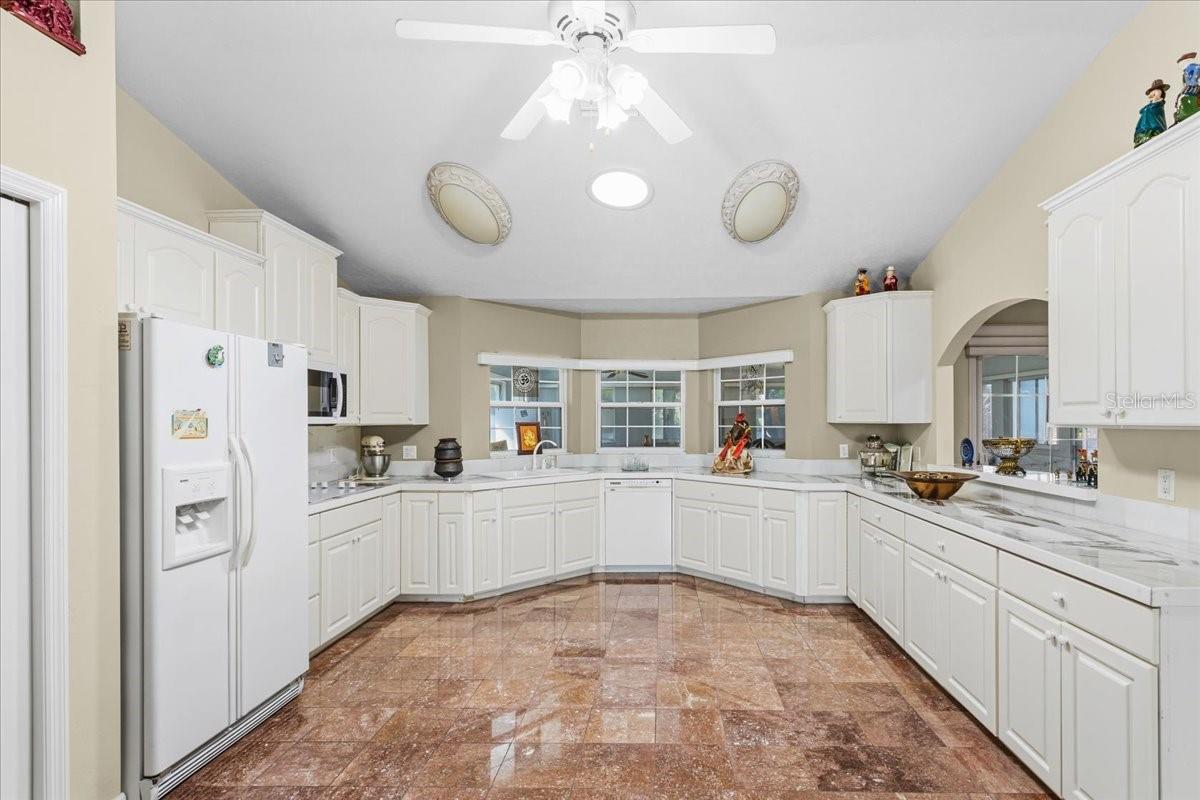 FAIRWAY VIEW SUB - Residential