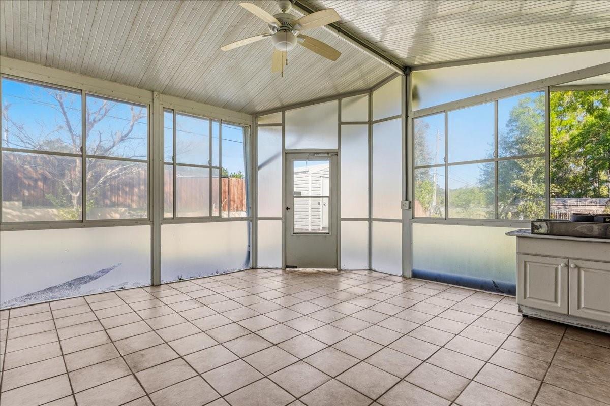 FAIRWAY VIEW SUB - Residential