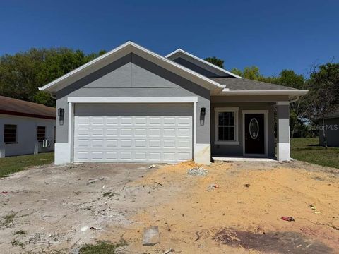 Photo of 125 Pine Street, Orlando, FL 32824 (MLS # S5137132)