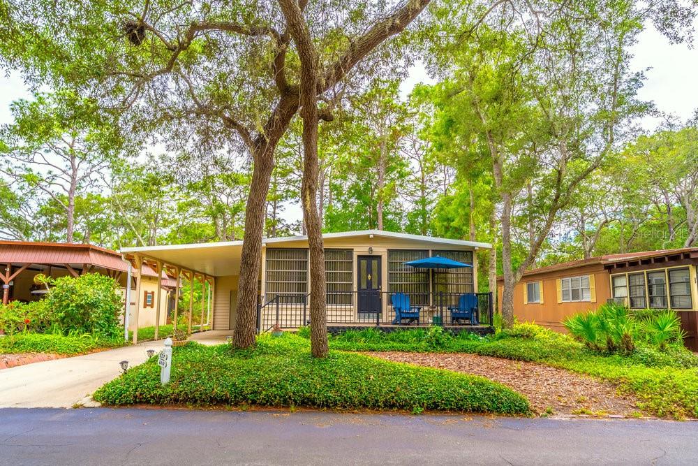 607 W CLUB BOULEVARD