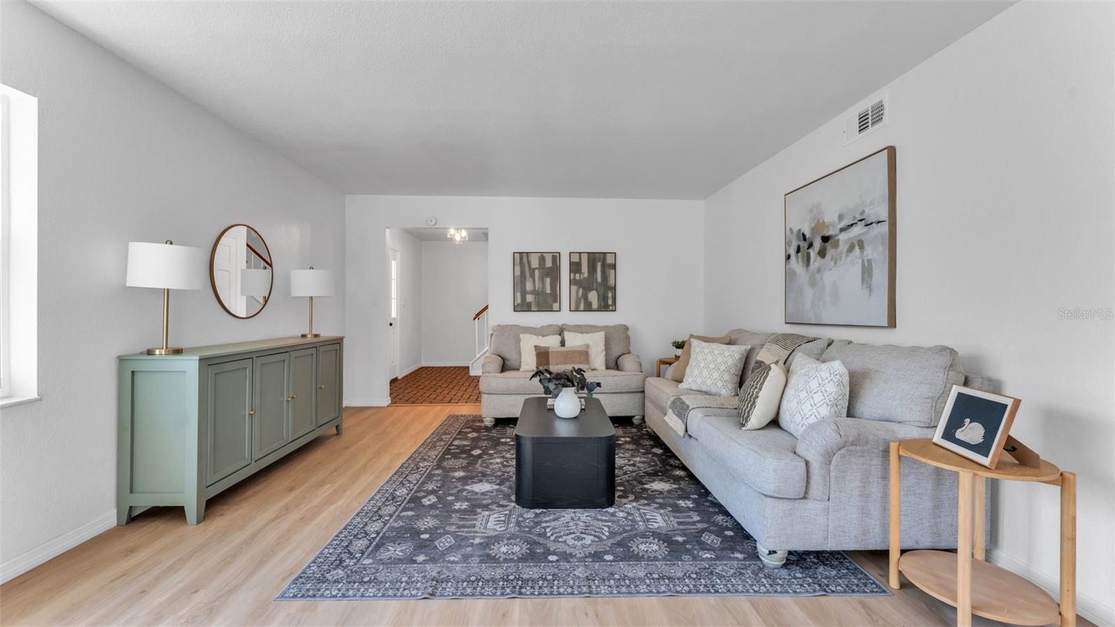 SANDRA HEIGHTS - Residential