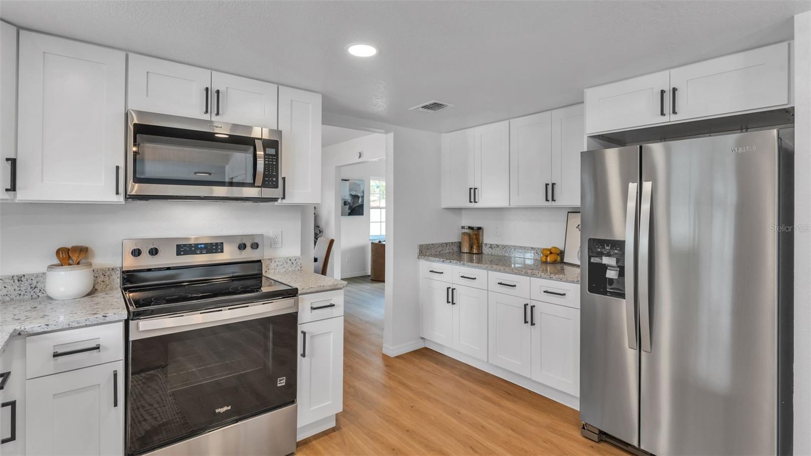 SANDRA HEIGHTS - Residential